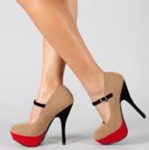 Qupid Colorblock Platform Pumps